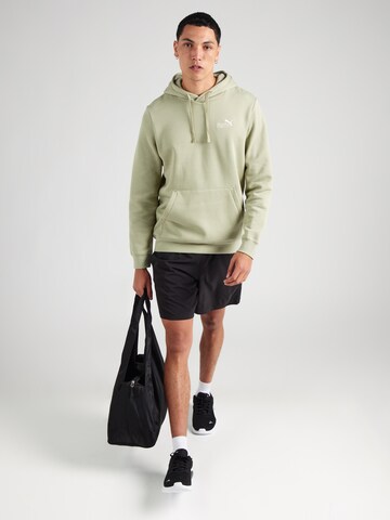 PUMA Спортен суитшърт 'ESS No. 1' в зелено