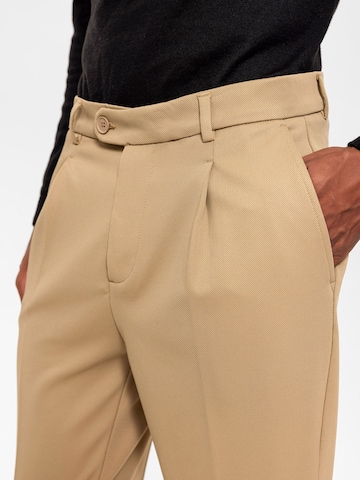 Antioch Normální Kalhoty s puky – béžová