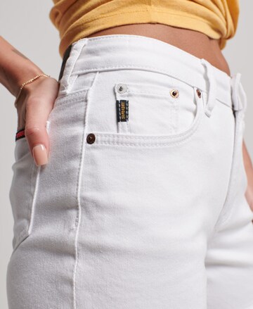 Coupe slim Jean Superdry en blanc