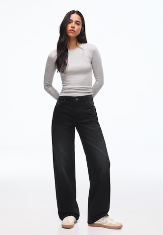 Wide leg Jeans di Bershka in nero