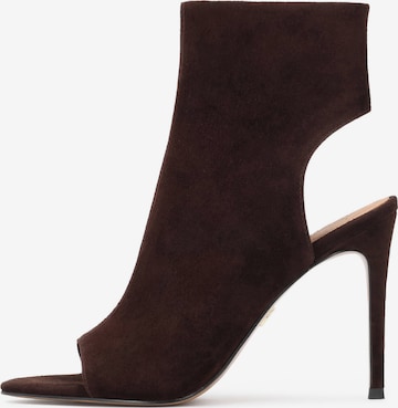 Kazar Nilkkurit värissä ruskea: etupuoli