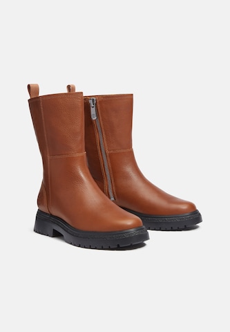 Botine de la TIMBERLAND pe maro