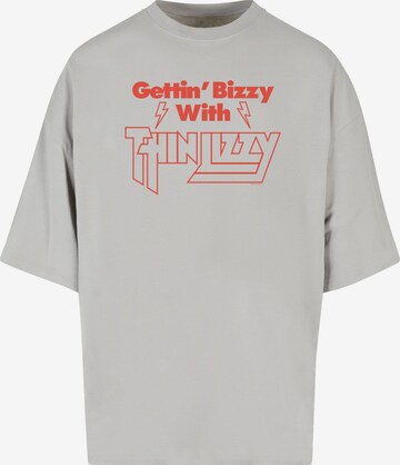 Merchcode Shirt 'Thin Lizzy - Gettin Bizzy' in Grijs: voorkant