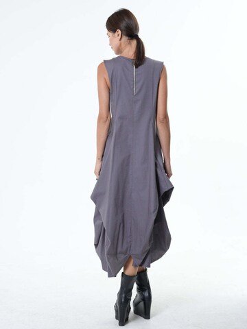 Robe Metamorphoza en gris