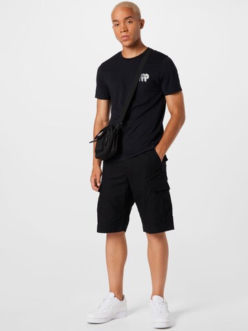 Carhartt WIP Loosefit Cargohose in Schwarz