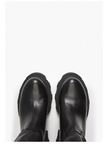 INUOVO Stiefel in Schwarz