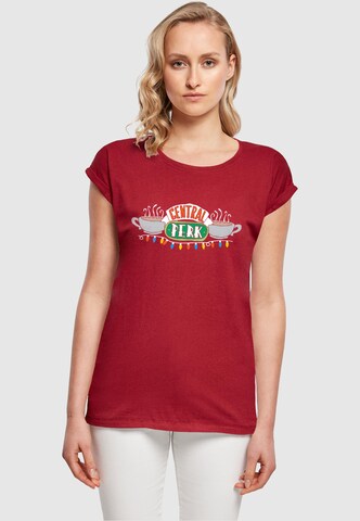 ABSOLUTE CULT Shirt 'Friends - Central Perk Christmas Lights' in Rood: voorkant