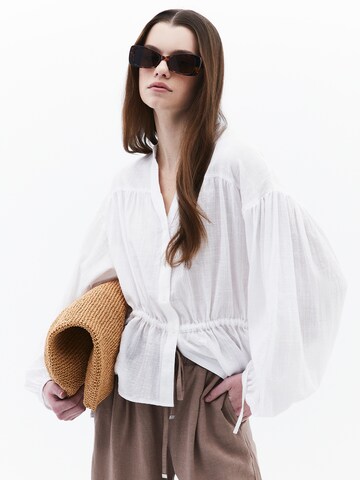 OXXO Blouse in Wit: voorkant