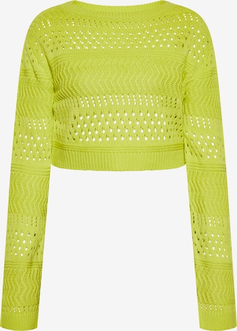 swirly Sweater in Green: front