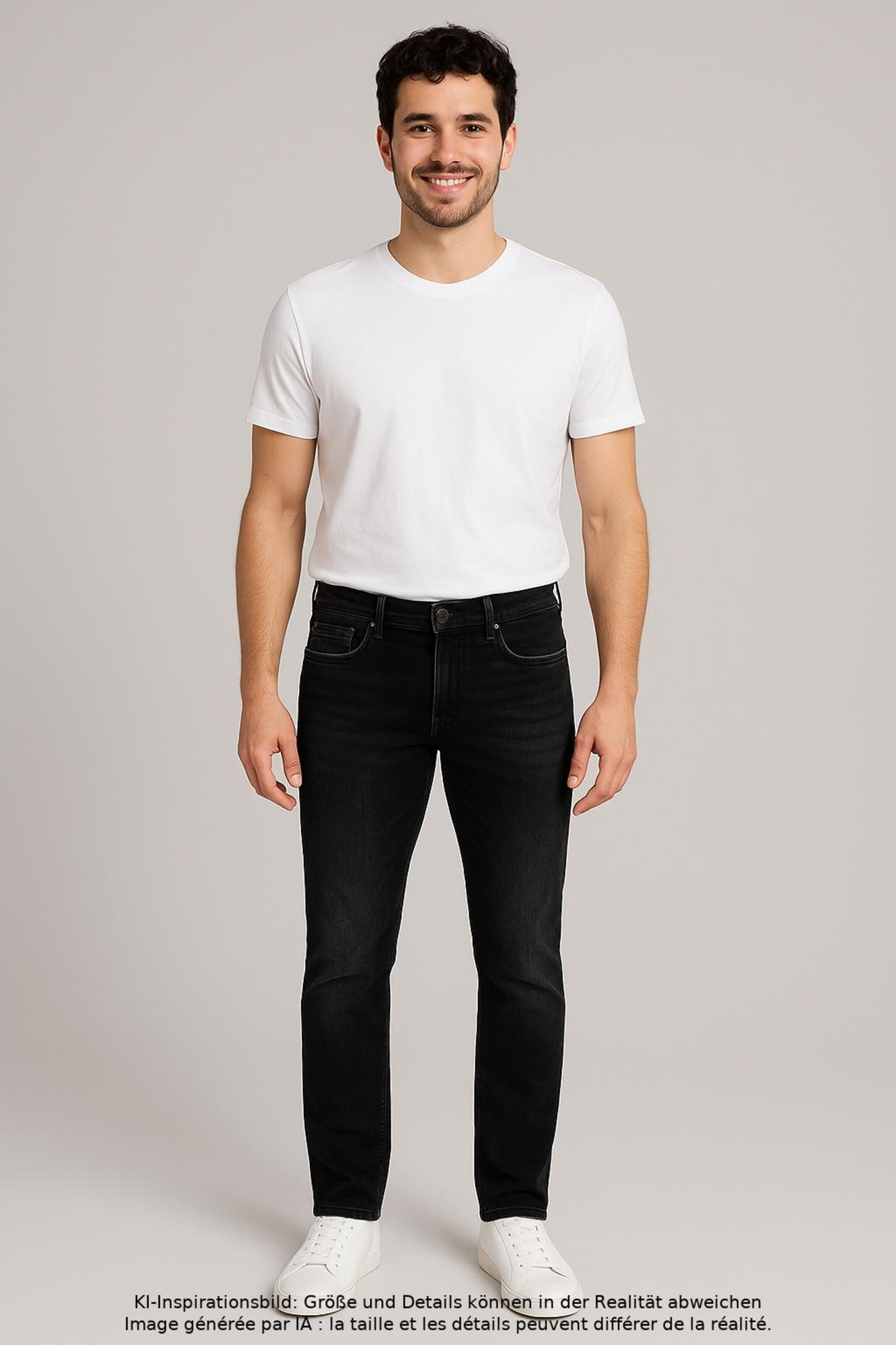 DIESEL Jeans in 32 in Black: front