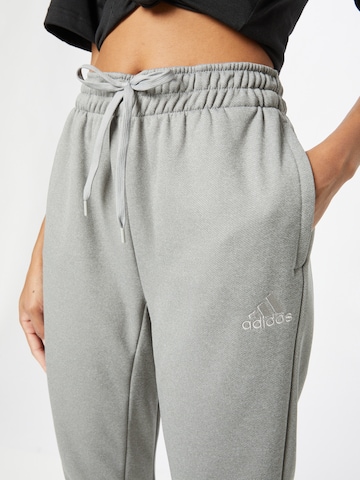 Effilé Pantalon de sport ADIDAS SPORTSWEAR en gris