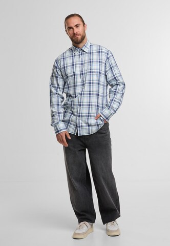 Comfort fit Camicia di FYNCH-HATTON in bianco