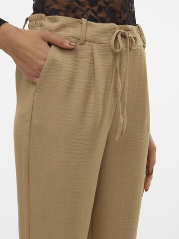 Effilé Pantalon à pince 'VMMeloney' VERO MODA en beige