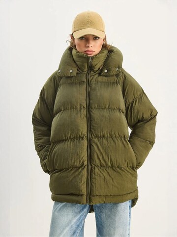 Veste d’hiver Bianco Lucci en vert : devant