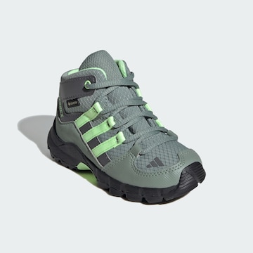 ADIDAS TERREX Boots in Grün