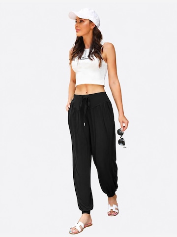 AOTTORI Regular Pants in Black
