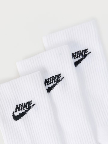 Șosete de la Nike Sportswear pe alb