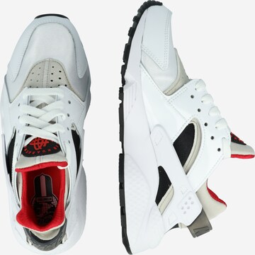 Baskets basses 'Air Huarache' Nike Sportswear en blanc