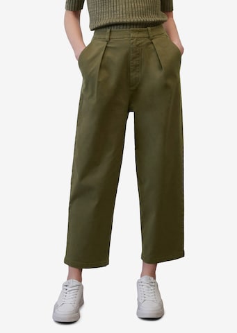 Marc O'Polo DENIM Loose fit Chino trousers in Green: front