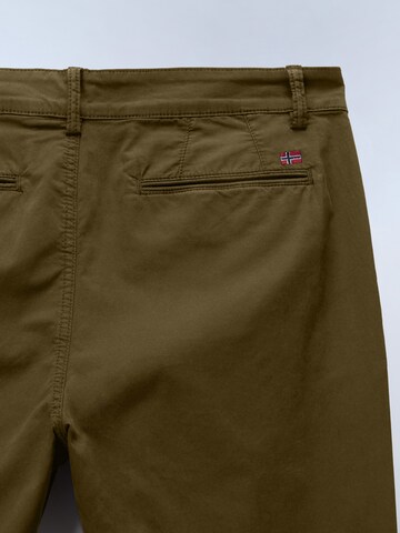 regular Pantaloni 'M-PUYO SUM' di NAPAPIJRI in beige
