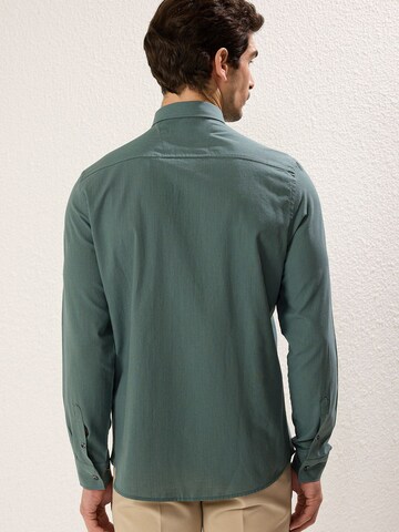 Trendyol Regular fit Button Up Shirt in Green