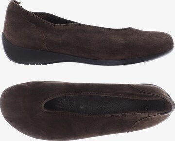 Wolky Flats & Loafers in 37,5 in Brown: front