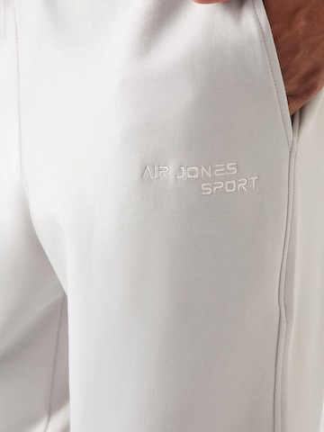 Tommy Life Tracksuit in White