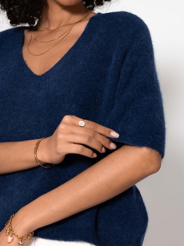 SASSYCLASSY Sweater in Blue