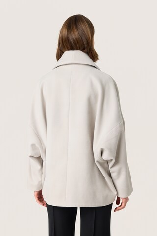 SOAKED IN LUXURY Overgangsjakke 'SLRubie' i beige