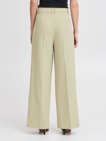 Loosefit Pantaloni chino ' IHLEXI PA9 ' di ICHI in verde