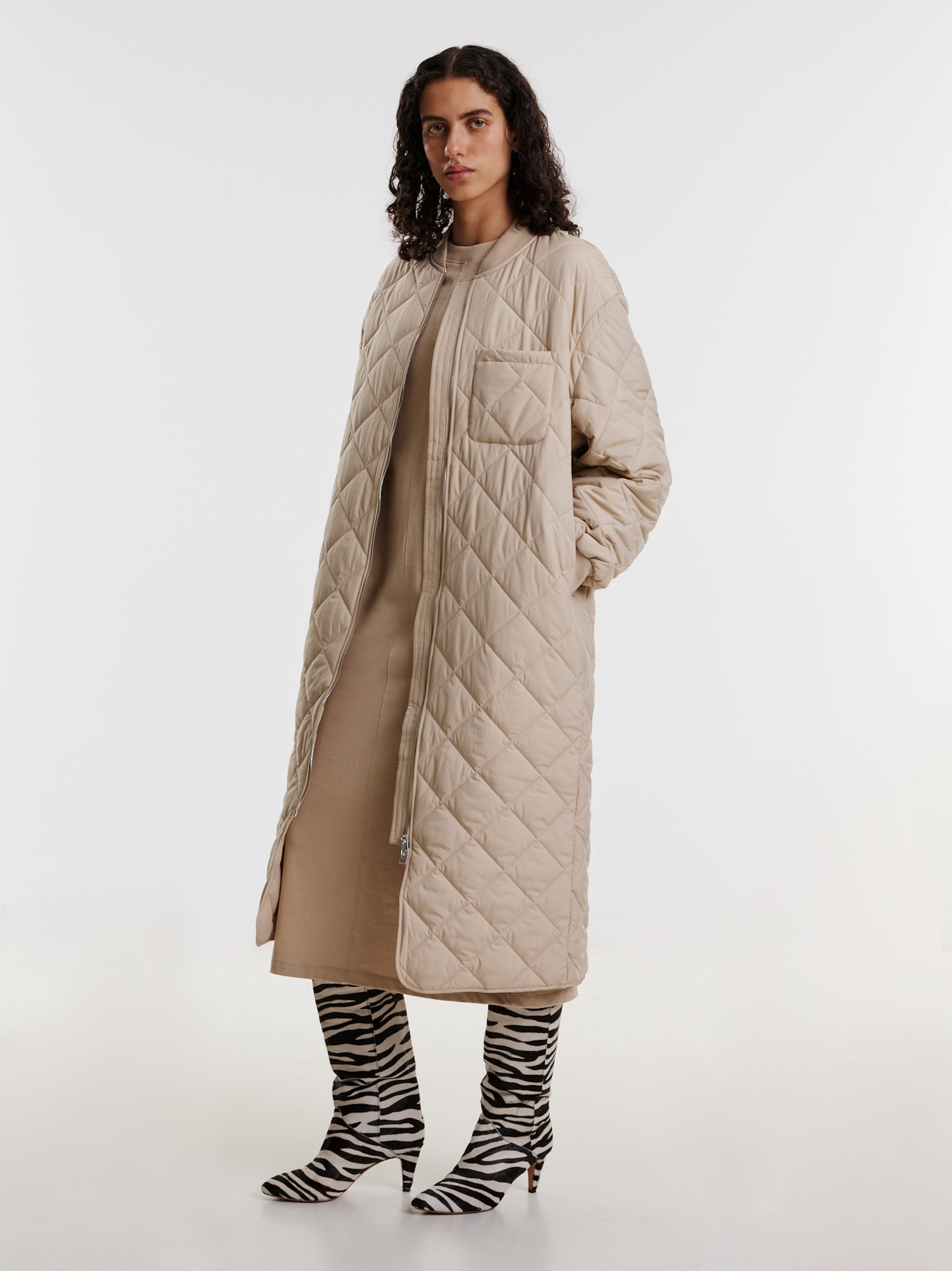 EDITED Producten Tussenmantel 'Juno' Beige