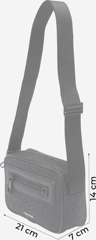 Calvin Klein Regular Чанта за през рамо тип преметка в черно