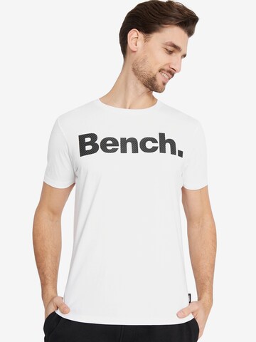 T-Shirt 'Leandro' BENCH en blanc : devant