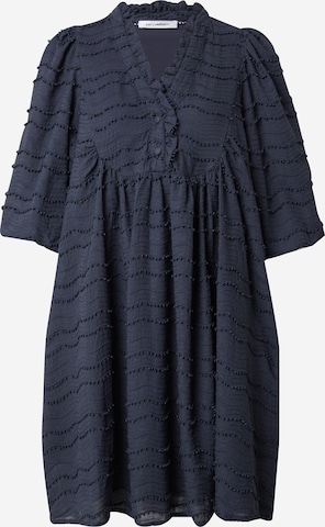 Rochie de la co'couture pe albastru: față