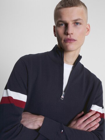 TOMMY HILFIGER Pullover i blå