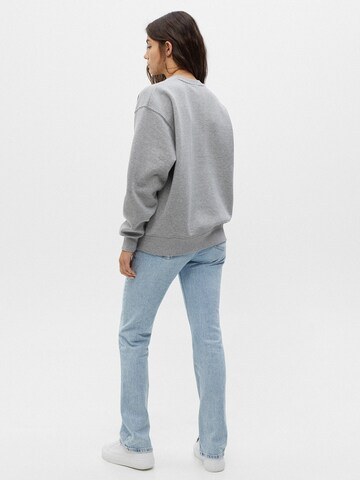 Pull&Bear Sweatshirt in Grau