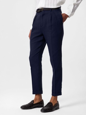 Regular Pantalon à plis Antioch en bleu