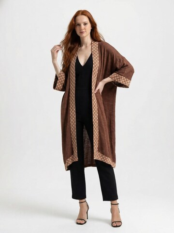 Shop Karey - Kimono 'Ethereal Block' en rojo