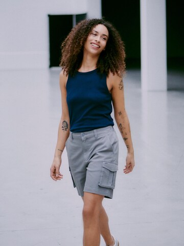 Oxmo - Regular Calças cargo 'OXKvinne' em cinzento