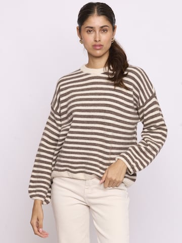 Lilavie Sweater ' Kimmii ' in Beige: front