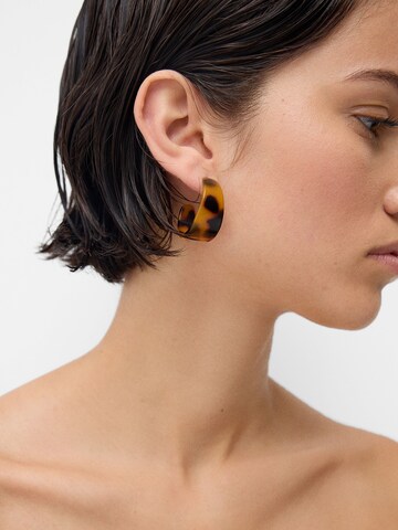 Bershka Ohrringe in Braun
