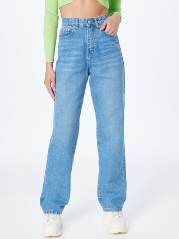 Nasty Gal Regular Jeans in Blue: front