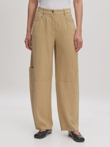 Loosefit Pantaloni 'Regina' di EDITED in verde: frontale