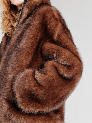 Giacca invernale 'AZOTO' di MAX&Co. in marrone