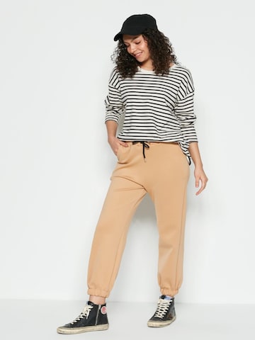 C&City Tapered Pants in Beige