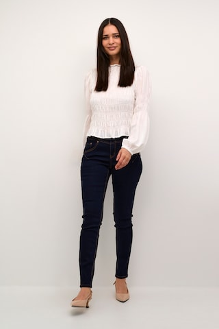 Coupe slim Jean 'Amalie' Cream en bleu