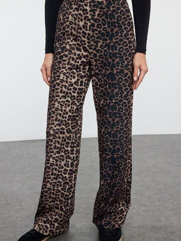 Trendyol Wide Leg Hose in Braun: Vorderseite