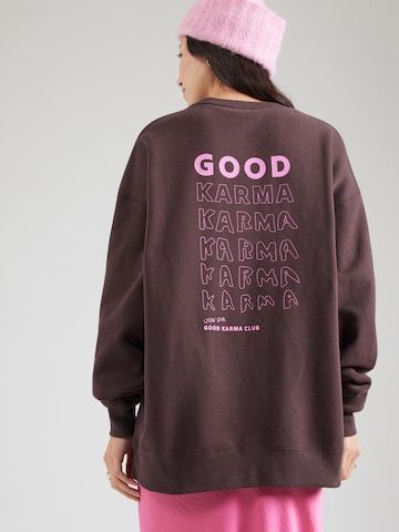 OH APRIL Mikina 'Good Karma' – hnědá: přední strana