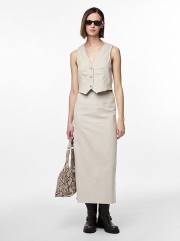 Jupe 'PCMille' PIECES en blanc