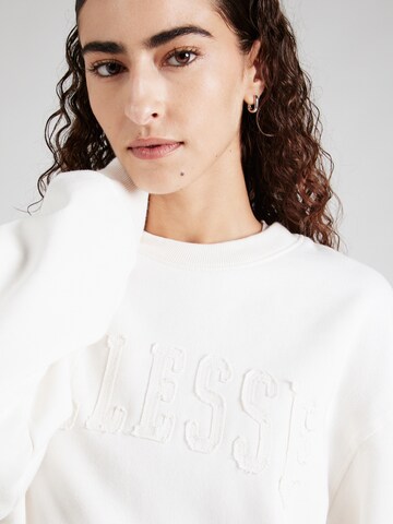 ELLESSE Sweatshirt 'Ilena' i vit